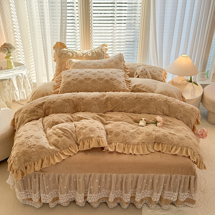 91家纺网 家纺一手货源 找家纺 唐人居 2025新款雕花花边兔毛绒床裙四件套 小树林-卡其