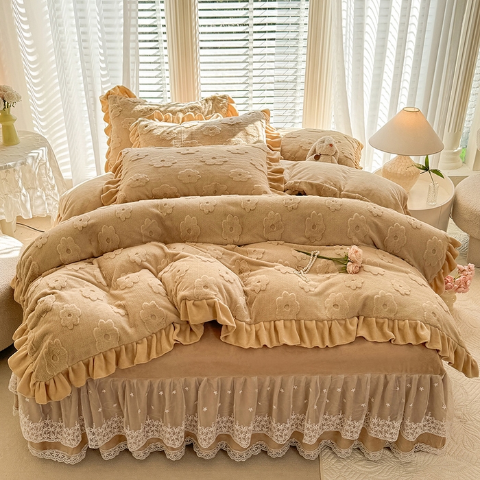 91家纺网 家纺一手货源 找家纺 唐人居 2025新款雕花花边兔毛绒床裙四件套 花儿朵朵-卡其