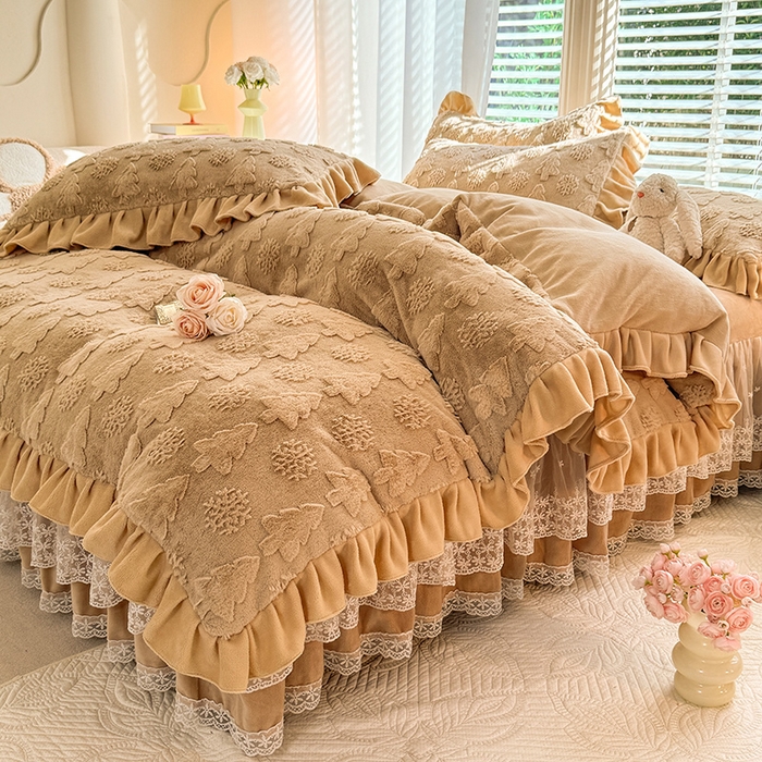 91家纺网 家纺一手货源 找家纺 唐人居 2025新款雕花花边兔毛绒床裙四件套 小树林-卡其