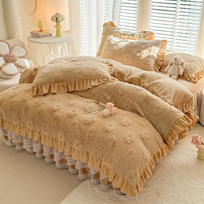 91家纺网 家纺一手货源 找家纺 唐人居 2025新款雕花花边兔毛绒床裙四件套 花儿朵朵-卡其