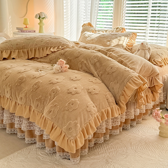 91家纺网 家纺一手货源 找家纺 唐人居 2025新款雕花花边兔毛绒床裙四件套 花儿朵朵-卡其