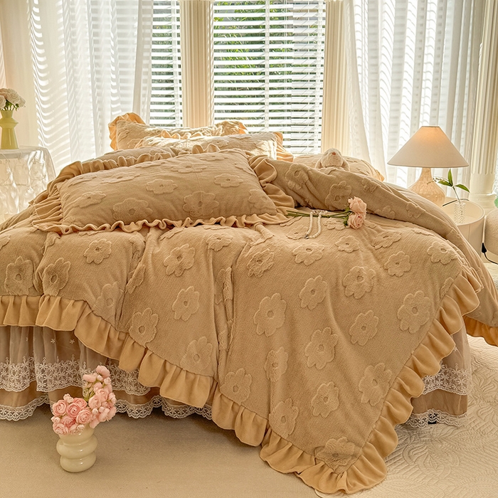 91家纺网 家纺一手货源 找家纺 唐人居 2025新款雕花花边兔毛绒床裙四件套 花儿朵朵-卡其