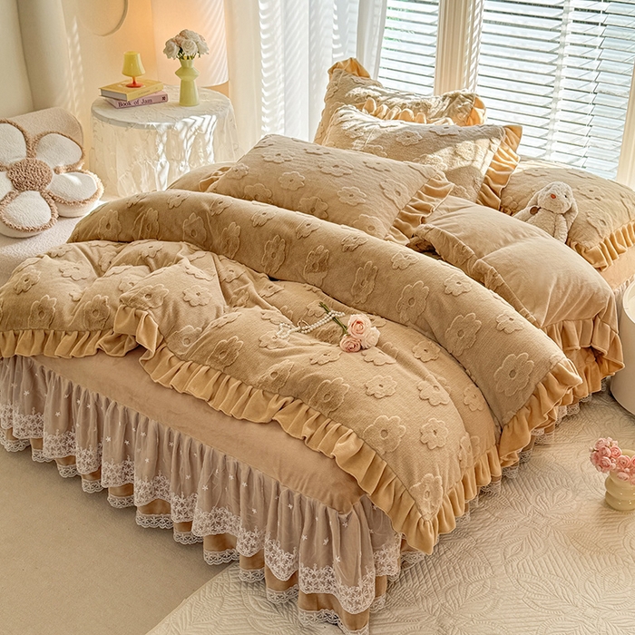 91家纺网 家纺一手货源 找家纺 唐人居 2025新款雕花花边兔毛绒床裙四件套 花儿朵朵-卡其