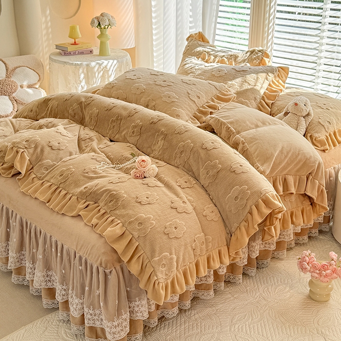 91家纺网 家纺一手货源 找家纺 唐人居 2025新款雕花花边兔毛绒床裙四件套 花儿朵朵-卡其