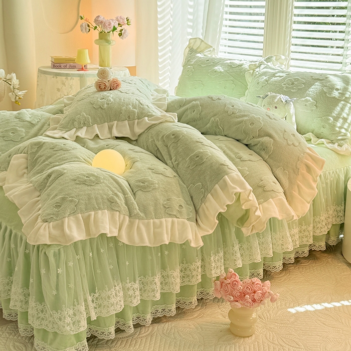 91家纺网 家纺一手货源 找家纺 唐人居 2025新款雕花花边兔毛绒床裙四件套 花儿朵朵-浅绿