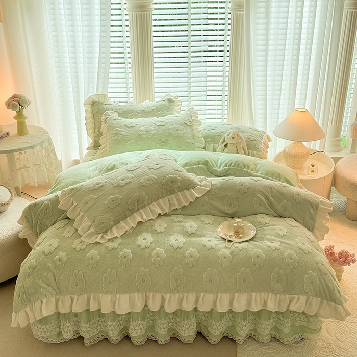 91家纺网 家纺一手货源 找家纺 唐人居 2025新款雕花花边兔毛绒床裙四件套 花儿朵朵-浅绿
