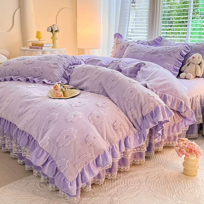 91家纺网 家纺一手货源 找家纺 唐人居 2025新款雕花花边兔毛绒床裙四件套 花儿朵朵-紫色