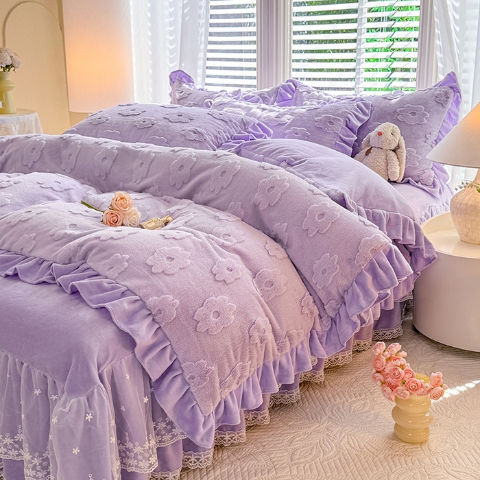 91家纺网 家纺一手货源 找家纺 唐人居 2025新款雕花花边兔毛绒床裙四件套 花儿朵朵-紫色