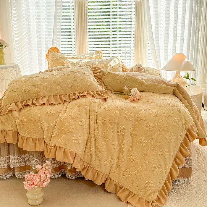 91家纺网 家纺一手货源 找家纺 唐人居 2025新款雕花花边兔毛绒床裙四件套 小树林-奶黄