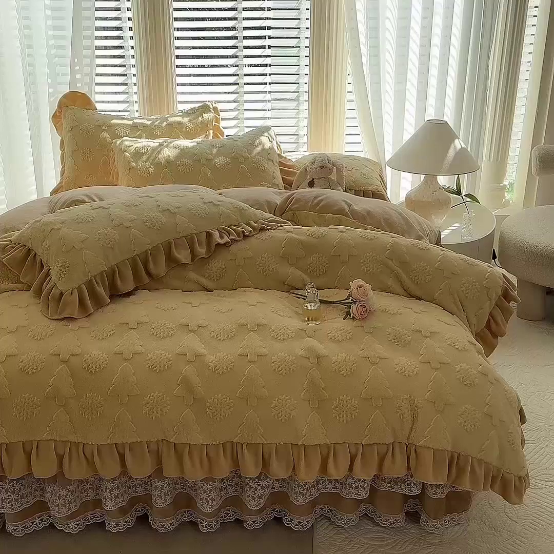 91家纺网 家纺一手货源 找家纺 唐人居 2025新款雕花花边兔毛绒床裙四件套 小树林-奶黄