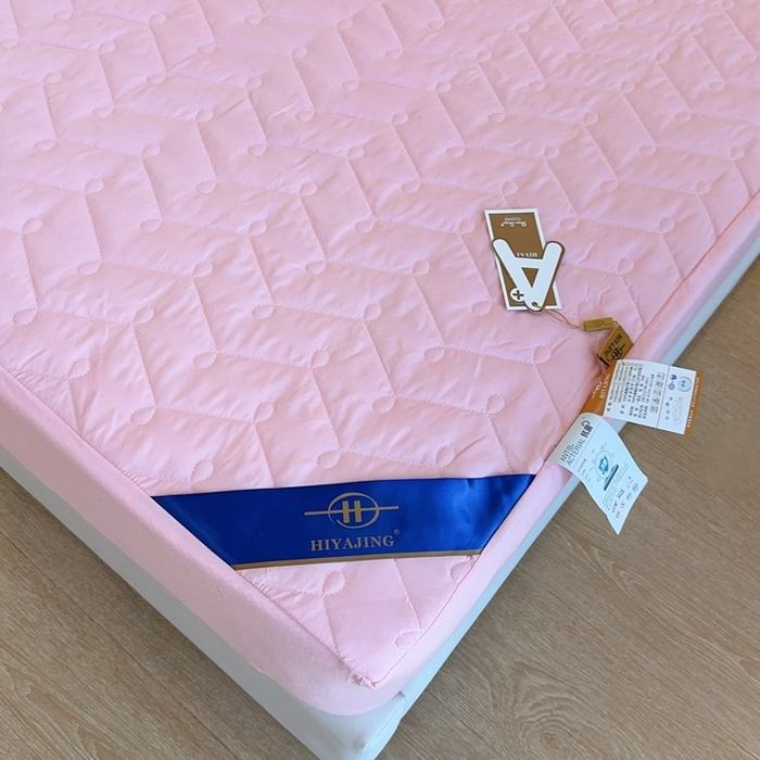 91家纺网 家纺一手货源 找家纺 兜米2025新品供跨境外贸A类防水隔尿夹棉床笠加厚席梦思床垫保护罩 粉色