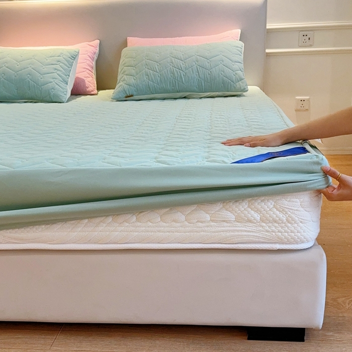 91家纺网 家纺一手货源 找家纺 兜米2025新品供跨境外贸A类防水隔尿夹棉床笠加厚席梦思床垫保护罩 清新绿