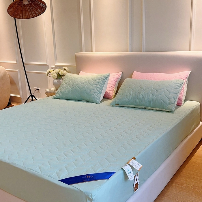 91家纺网 家纺一手货源 找家纺 兜米2025新品供跨境外贸A类防水隔尿夹棉床笠加厚席梦思床垫保护罩 清新绿