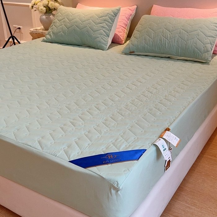 91家纺网 家纺一手货源 找家纺 兜米2025新品供跨境外贸A类防水隔尿夹棉床笠加厚席梦思床垫保护罩 清新绿