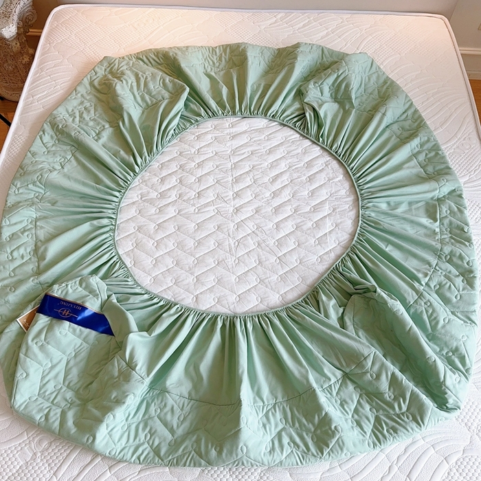 91家纺网 家纺一手货源 找家纺 兜米2025新品供跨境外贸A类防水隔尿夹棉床笠加厚席梦思床垫保护罩 清新绿