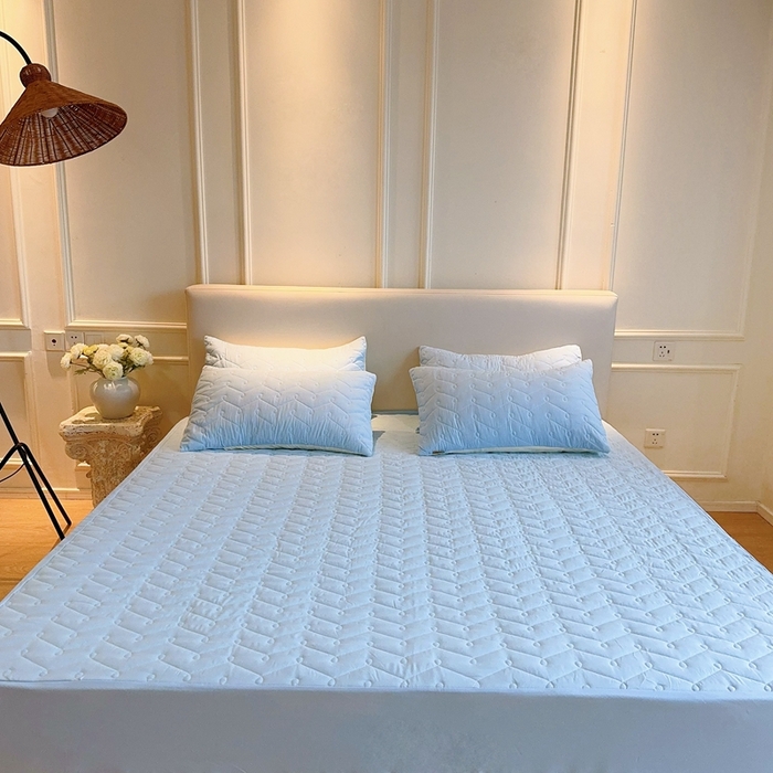 91家纺网 家纺一手货源 找家纺 兜米2025新品供跨境外贸A类防水隔尿夹棉床笠加厚席梦思床垫保护罩 天蓝