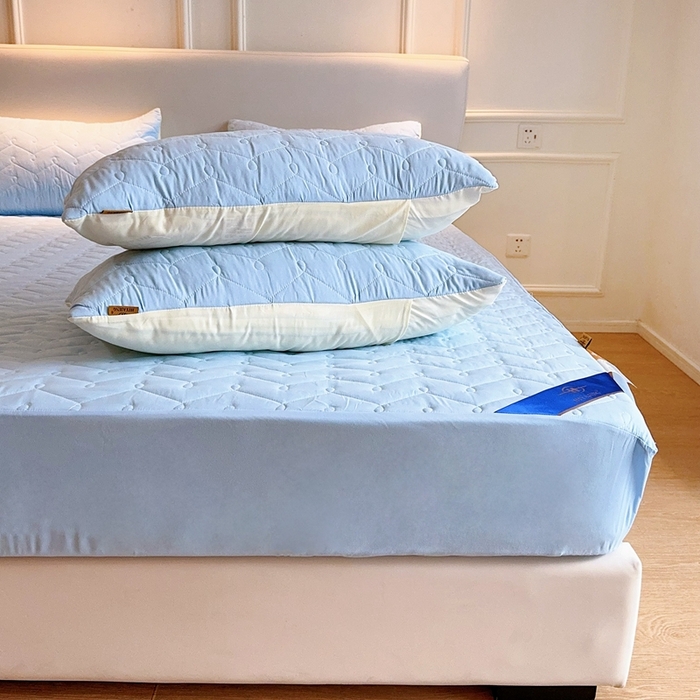 91家纺网 家纺一手货源 找家纺 兜米2025新品供跨境外贸A类防水隔尿夹棉床笠加厚席梦思床垫保护罩 天蓝