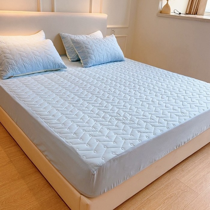 91家纺网 家纺一手货源 找家纺 兜米2025新品供跨境外贸A类防水隔尿夹棉床笠加厚席梦思床垫保护罩 天蓝