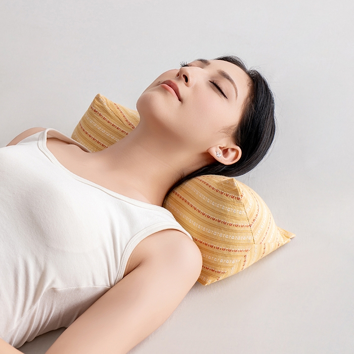 91家纺网 家纺一手货源 找家纺 小米枕芯 2025新款全棉水洗棉组合荞麦枕 枕头枕芯 可拆卸的三角组合枕 黄色