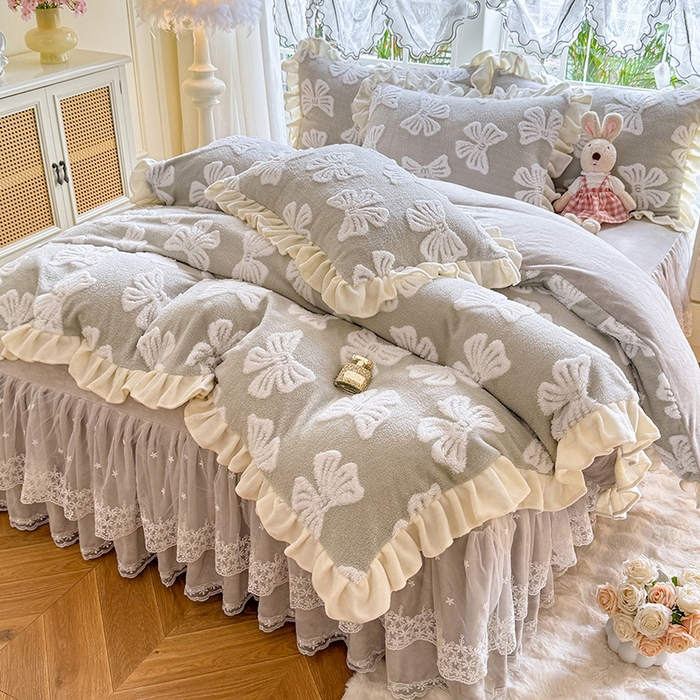 91家纺网 家纺一手货源 找家纺 （总）唐人居 2025新款高克重阳离子绒花边雕花套件