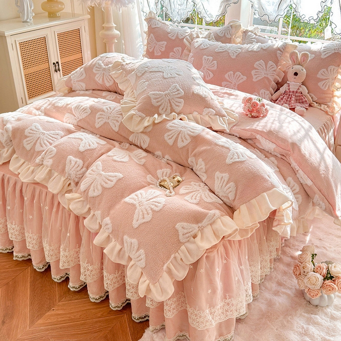 91家纺网 家纺一手货源 找家纺 （总）唐人居 2025新款高克重阳离子绒花边雕花套件