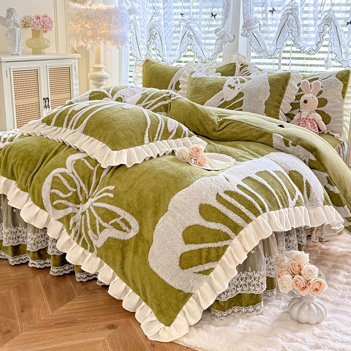 91家纺网 家纺一手货源 找家纺 唐人居 2025新款高克重阳离子绒花边雕花套件 蝴蝶-草绿