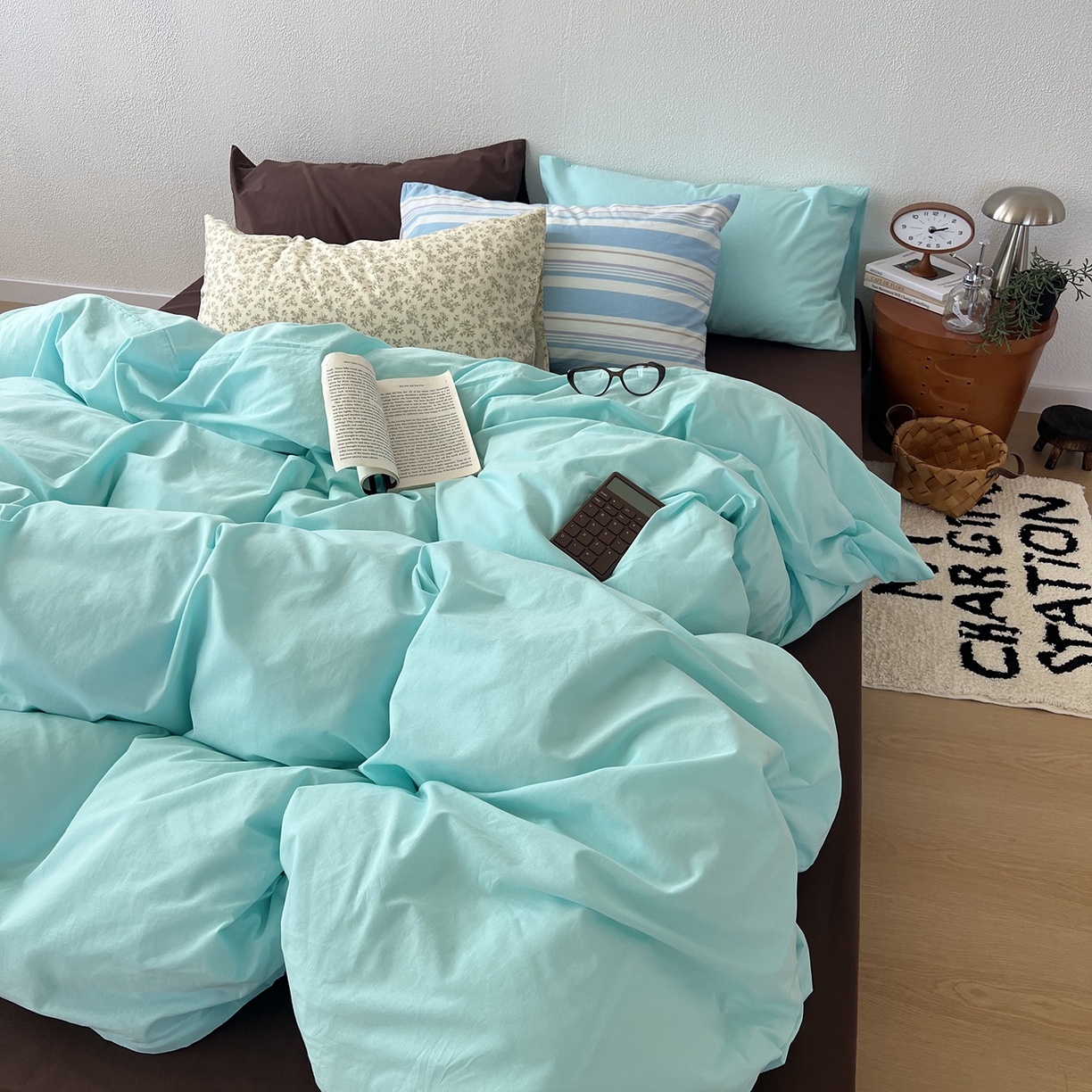 91家纺网 家纺一手货源 找家纺 蜜宿 2025新款混搭全棉水洗棉四件套-薄巧椰奶 薄巧椰奶（枕套-巧克力+繁花）