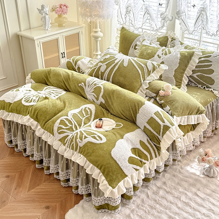 91家纺网 家纺一手货源 找家纺 唐人居 2025新款高克重阳离子绒花边雕花套件 蝴蝶-草绿