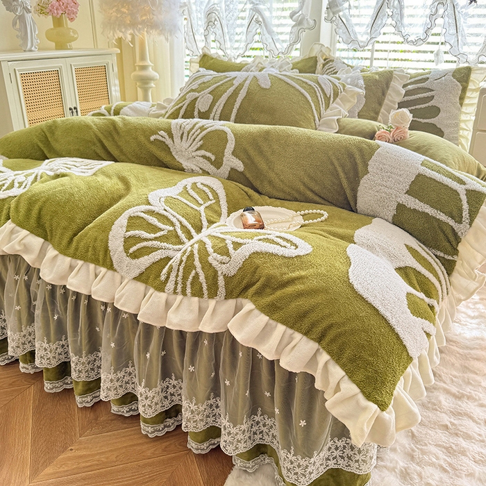 91家纺网 家纺一手货源 找家纺 唐人居 2025新款高克重阳离子绒花边雕花套件 蝴蝶-草绿