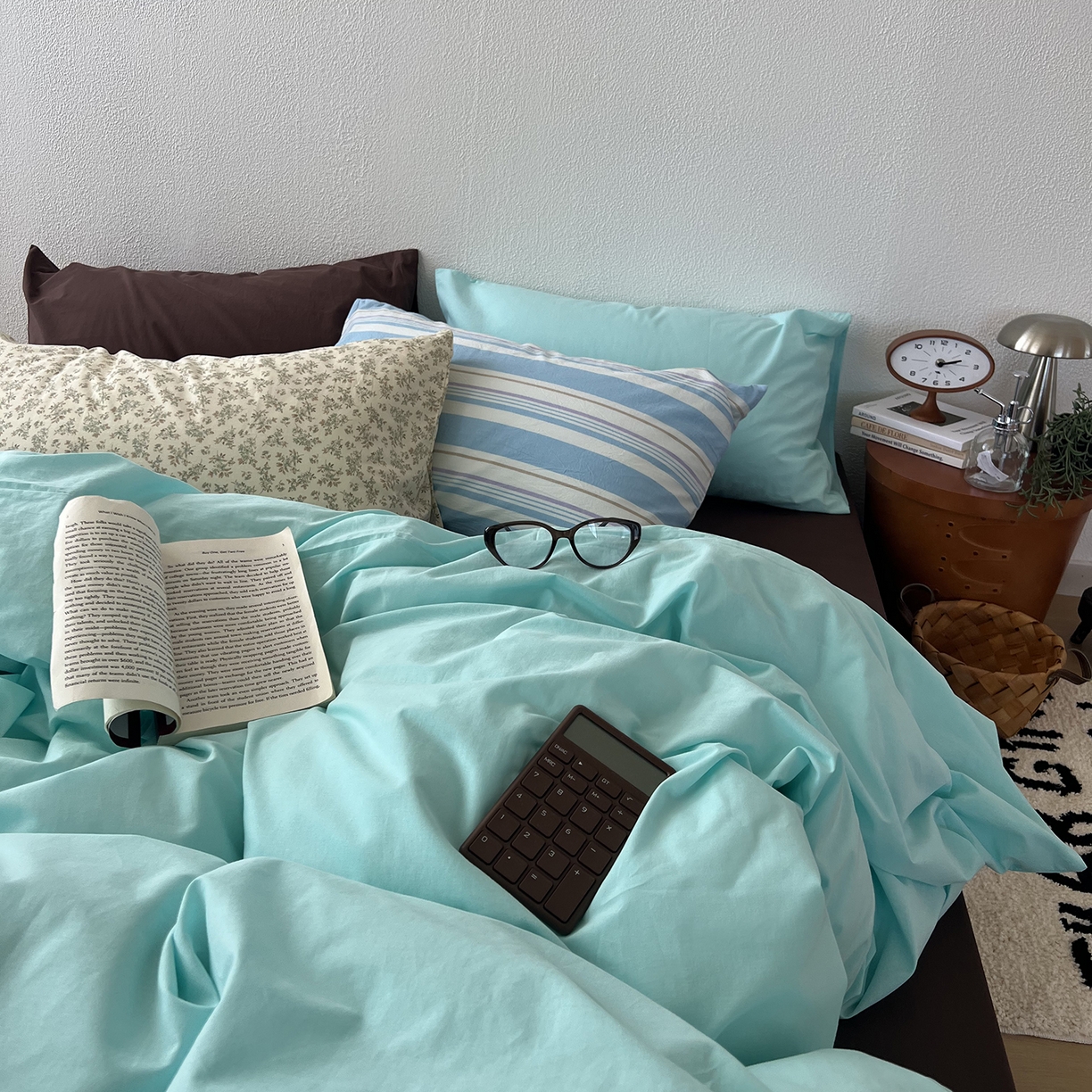 91家纺网 家纺一手货源 找家纺 蜜宿 2025新款混搭全棉水洗棉四件套-薄巧椰奶 薄巧椰奶（枕套-巧克力+繁花）