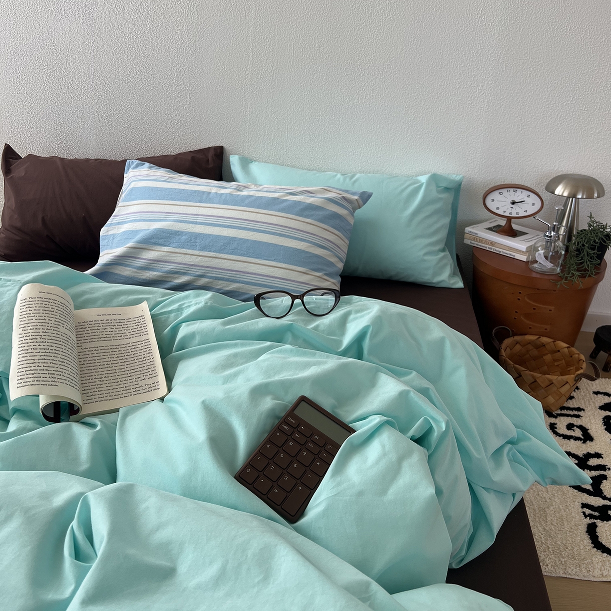 91家纺网 家纺一手货源 找家纺 蜜宿 2025新款混搭全棉水洗棉四件套-薄巧椰奶 薄巧椰奶（枕套-条纹+繁花）