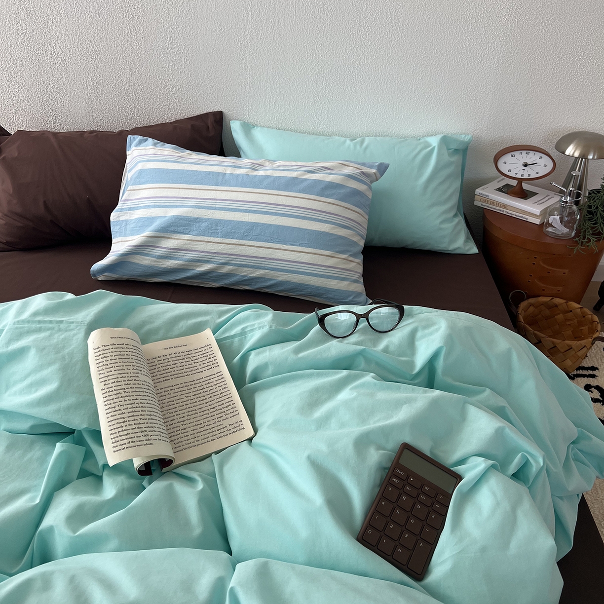 91家纺网 家纺一手货源 找家纺 蜜宿 2025新款混搭全棉水洗棉四件套-薄巧椰奶 薄巧椰奶（枕套-条纹+繁花）