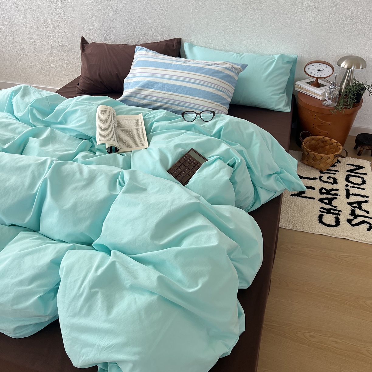 91家纺网 家纺一手货源 找家纺 蜜宿 2025新款混搭全棉水洗棉四件套-薄巧椰奶 薄巧椰奶（枕套-条纹+繁花）