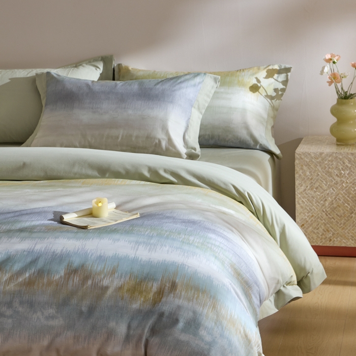 91家纺网 家纺一手货源 找家纺 禾时 2025新款全棉纯棉贡缎数码50双股长绒棉磨毛四件套（带高档礼盒） 贝琳达