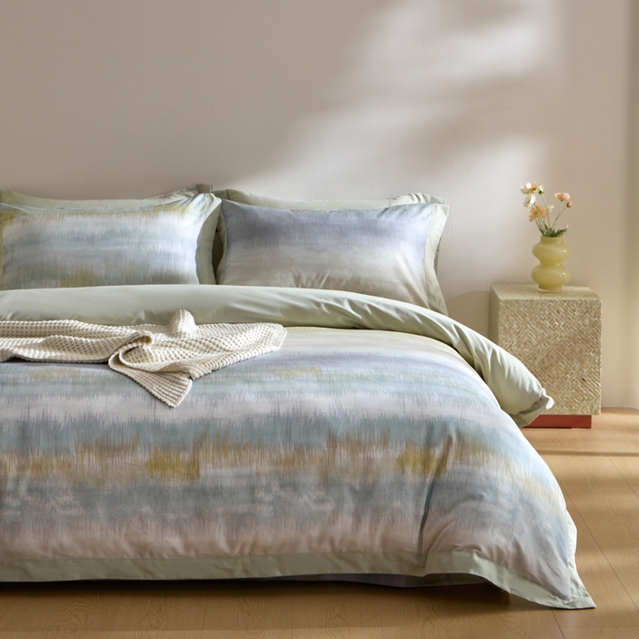 91家纺网 家纺一手货源 找家纺 禾时 2025新款全棉纯棉贡缎数码50双股长绒棉磨毛四件套（带高档礼盒） 贝琳达