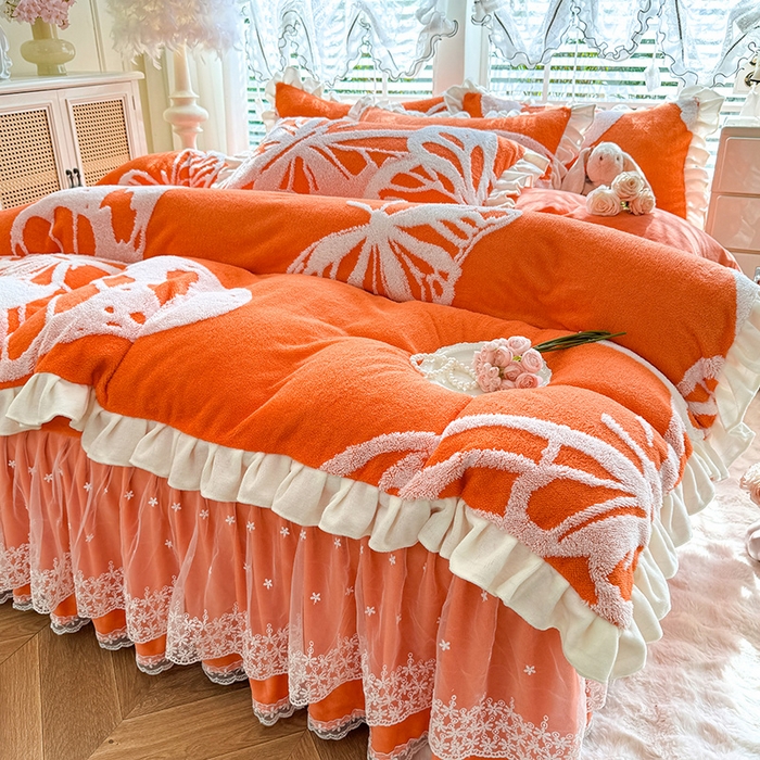 91家纺网 家纺一手货源 找家纺 唐人居 2025新款高克重阳离子绒花边雕花套件 蝴蝶-暖橘