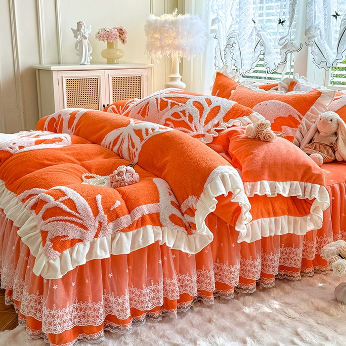 91家纺网 家纺一手货源 找家纺 唐人居 2025新款高克重阳离子绒花边雕花套件 蝴蝶-暖橘