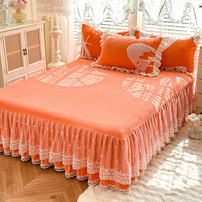 91家纺网 家纺一手货源 找家纺 唐人居 2025新款高克重阳离子绒花边雕花套件 蝴蝶-暖橘