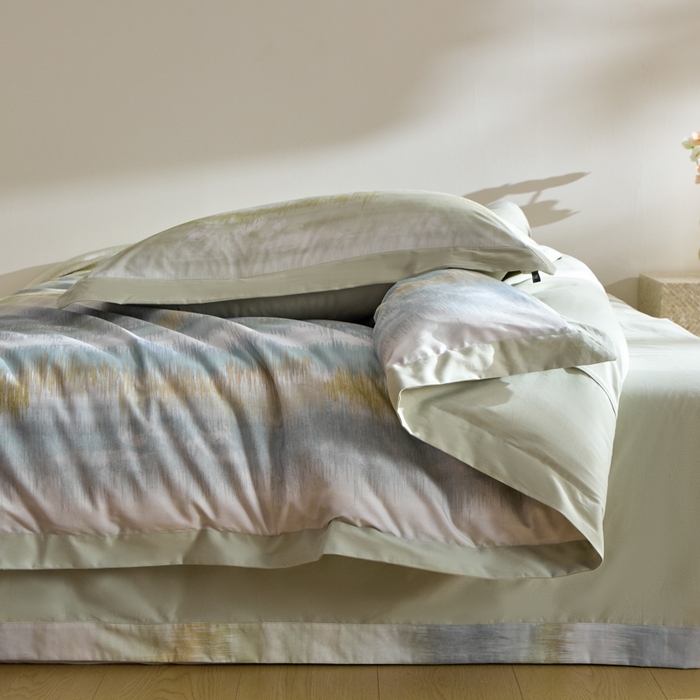 91家纺网 家纺一手货源 找家纺 禾时 2025新款全棉纯棉贡缎数码50双股长绒棉磨毛四件套（带高档礼盒） 贝琳达