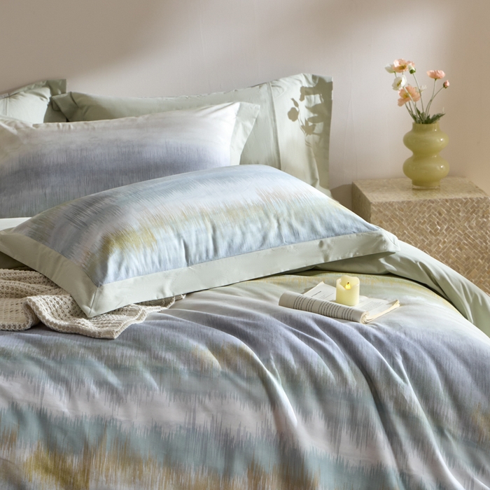 91家纺网 家纺一手货源 找家纺 禾时 2025新款全棉纯棉贡缎数码50双股长绒棉磨毛四件套（带高档礼盒） 贝琳达