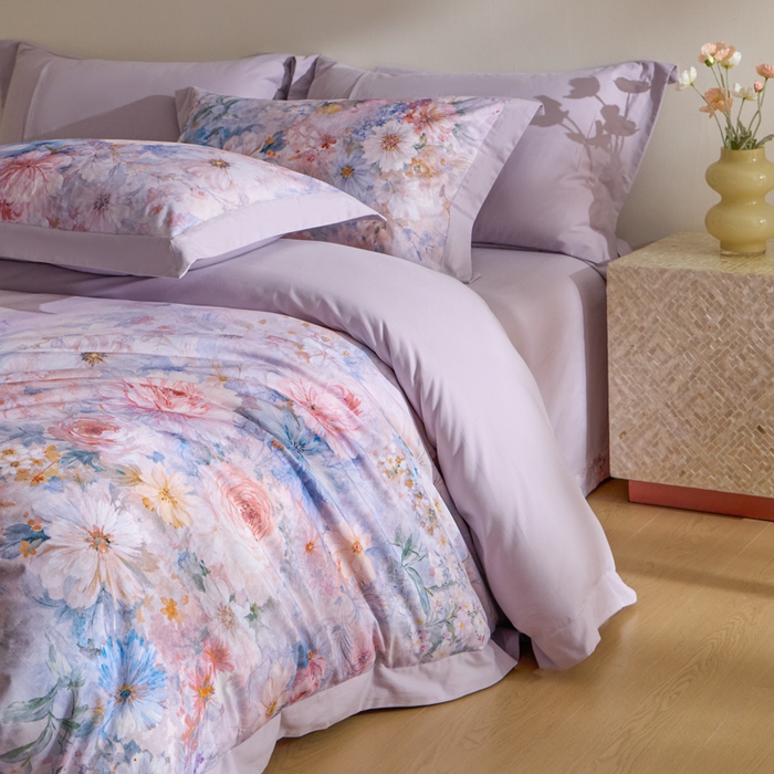 91家纺网 家纺一手货源 找家纺 禾时 2025新款全棉纯棉贡缎数码50双股长绒棉磨毛四件套（带高档礼盒） 花开半夏（紫）