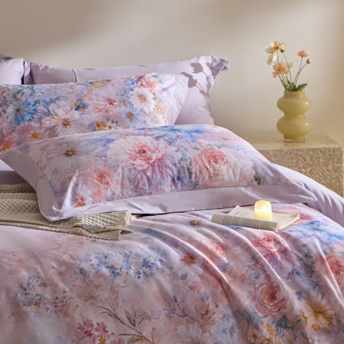 91家纺网 家纺一手货源 找家纺 禾时 2025新款全棉纯棉贡缎数码50双股长绒棉磨毛四件套（带高档礼盒） 花开半夏（紫）