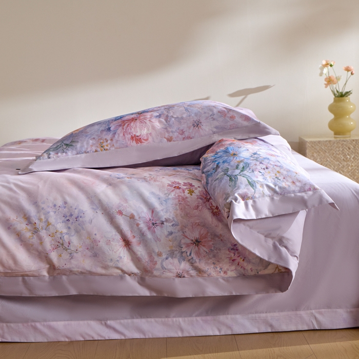 91家纺网 家纺一手货源 找家纺 禾时 2025新款全棉纯棉贡缎数码50双股长绒棉磨毛四件套（带高档礼盒） 花开半夏（紫）