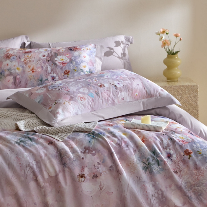 91家纺网 家纺一手货源 找家纺 禾时 2025新款全棉纯棉贡缎数码50双股长绒棉磨毛四件套（带高档礼盒） 锦绣（豆沙）