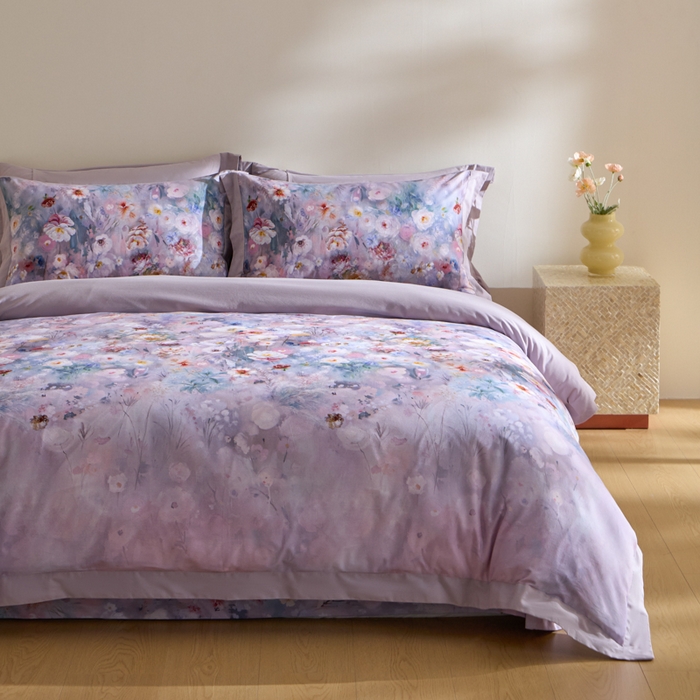 91家纺网 家纺一手货源 找家纺 禾时 2025新款全棉纯棉贡缎数码50双股长绒棉磨毛四件套（带高档礼盒） 锦绣（紫）