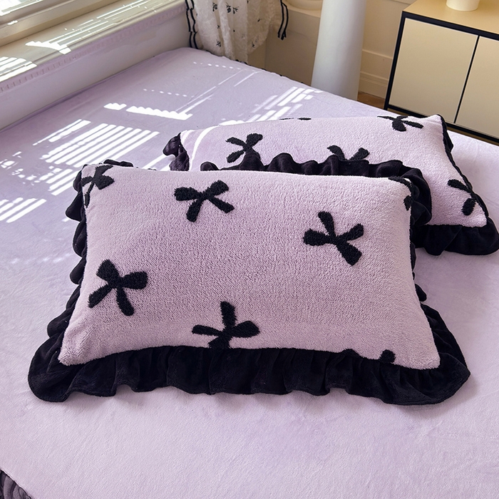 91家纺网 家纺一手货源 找家纺 唐人居 2025新款高克重阳离子绒花边雕花套件 蝴蝶结-紫色