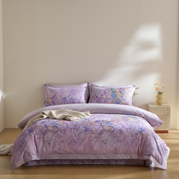 91家纺网 家纺一手货源 找家纺 禾时 2025新款全棉纯棉贡缎数码50双股长绒棉磨毛四件套（带高档礼盒） 心悦（紫）