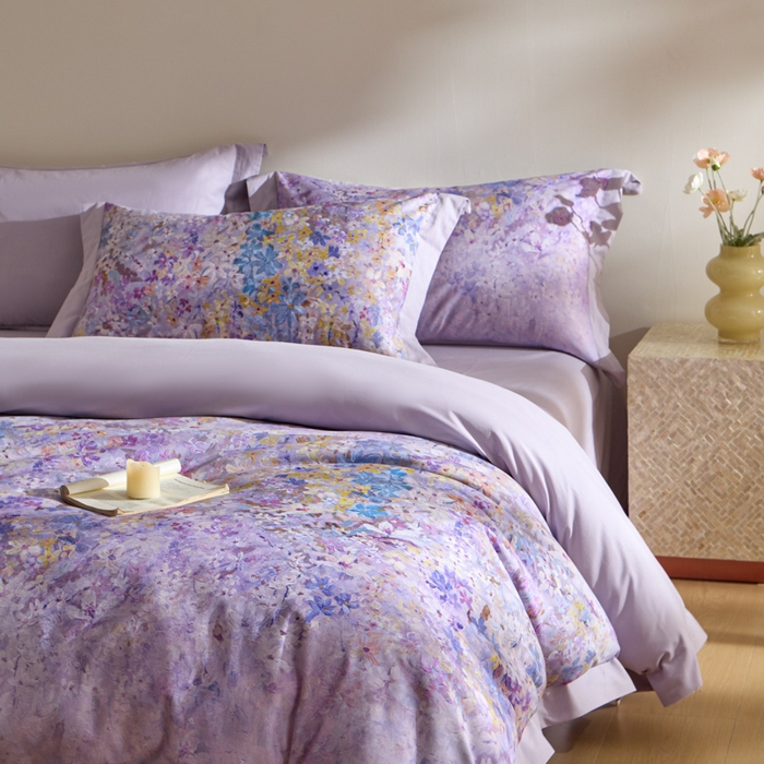 91家纺网 家纺一手货源 找家纺 禾时 2025新款全棉纯棉贡缎数码50双股长绒棉磨毛四件套（带高档礼盒） 心悦（紫）