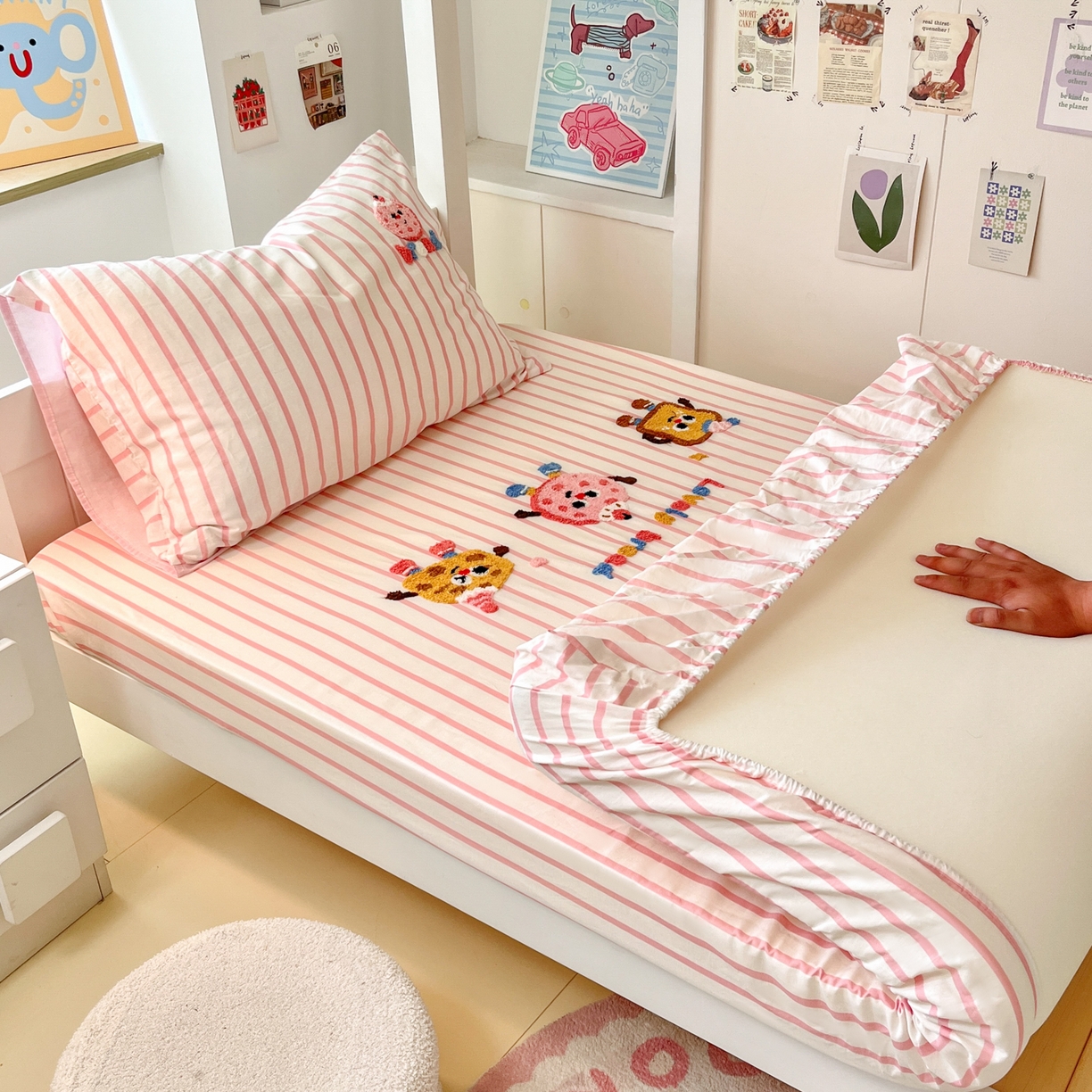 91家纺网 家纺一手货源 找家纺 （总）慕尚家纺 2025新款全棉纯棉毛巾绣单床笠 