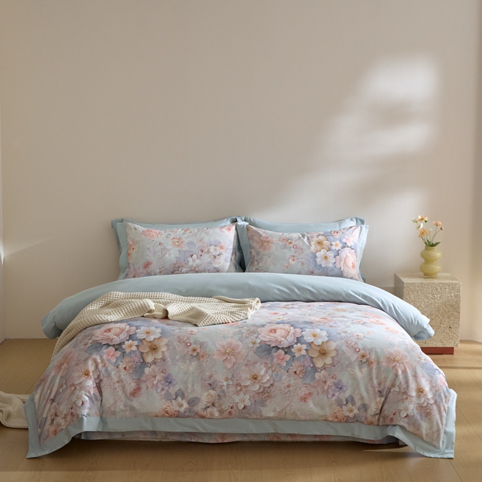 91家纺网 家纺一手货源 找家纺 禾时 2025新款全棉纯棉贡缎数码50双股长绒棉磨毛四件套（带高档礼盒） 倚春花语（兰）